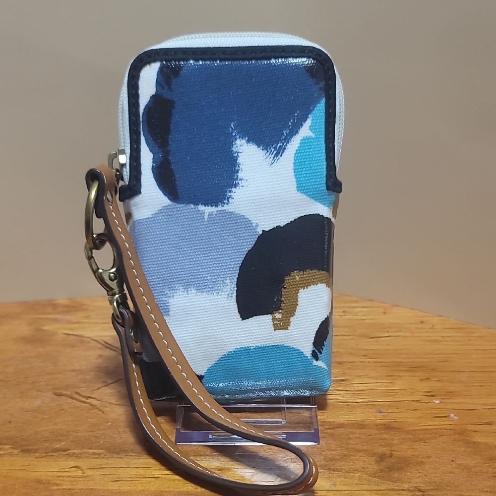 Fossil Multicolor Patterned Phone Case with Strap - Picture 3 of 7